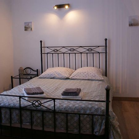 ヴィルヌーヴ・レ・ザヴィニョンDuplex Des Recolletsアパートメント エクステリア 写真